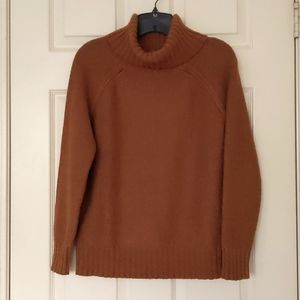 Forever 21 Woman's Cotton/Wool blended turtleneck sweater.